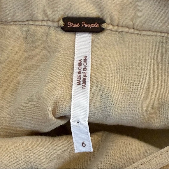 Free People One Million Lovers Ivory Cream Crochet Lace V-Neck Mini Dress Size 6 - Picture 7 of 11